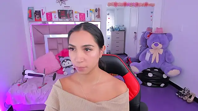 AriadnaCappelletty online show from July 22, 2026, 5:04 pm