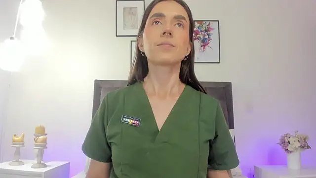 helen mooree online show from June 2, 2026, 12:49 pm