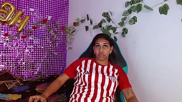 Kristel lee online show from November 19, 2025, 8:42 pm