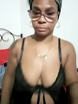 Melanie candy  online show from October 20, 2025, 11:16 pm