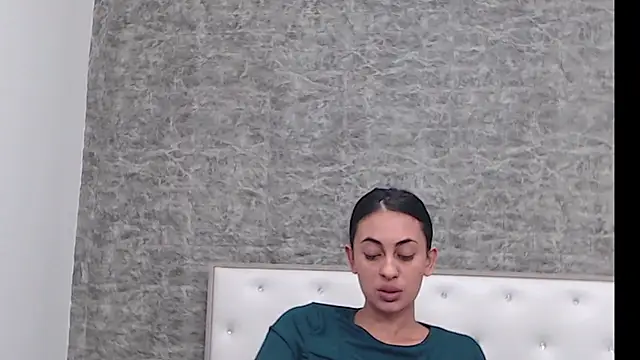 Snapshot of Aimeclark chatting on December 9, 2024, 2:28 pm Aimeclark online show from December 9, 2024, 2:28 pm