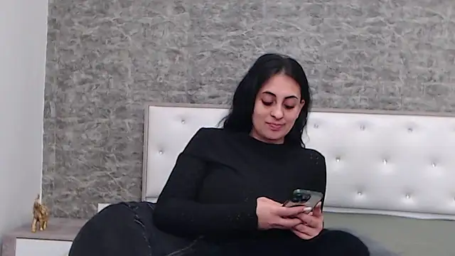 Snapshot of Aimeclark chatting on February 4, 2025, 12:22 pm Aimeclark online show from February 4, 2025, 12:22 pm