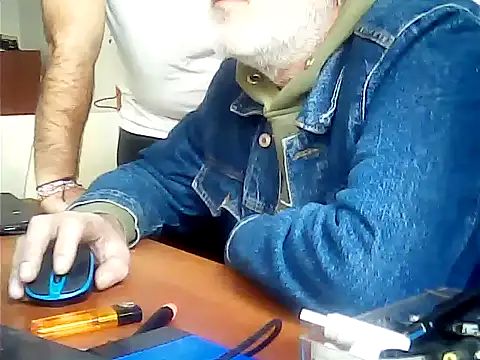 zormen355 online show from October 15, 2025, 9:39 am