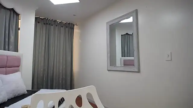 Snapshot of IssadoraJames chatting on December 24, 2024, 1:28 pm IssadoraJames online show from December 24, 2024, 1:28 pm