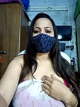albelasummi702 online show from January 10, 2025, 3:29 am