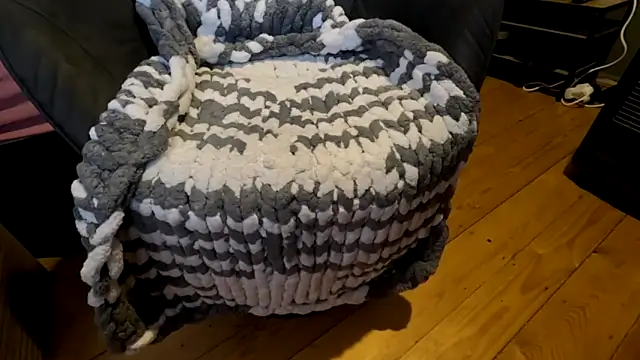 T0Yforeskin online show from February 14, 2026, 10:48 am