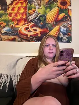 PhatAssBlond online show from September 17, 2025, 6:54 pm