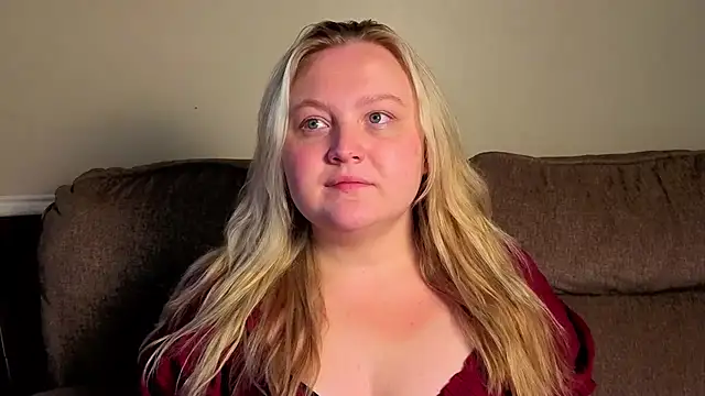 PhatAssBlond online show from July 19, 2026, 7:10 pm