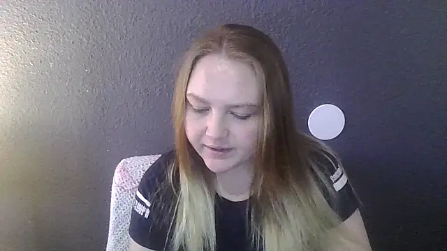 PhatAssBlond online show from February 28, 2025, 5:26 pm