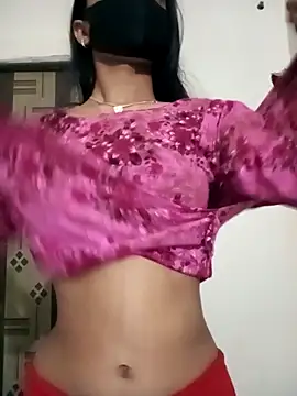 Raya-Moni online show from November 17, 2025, 2:43 pm