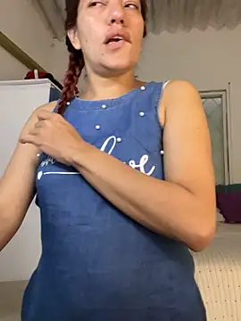 lia huan online show from September 19, 2025, 12:31 pm