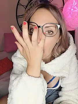 Jade Emeraud online show from May 12, 2026, 6:58 pm