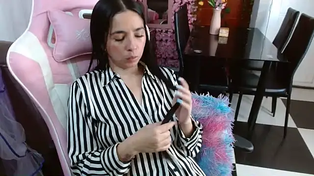 kendall all4u online show from April 7, 2026, 3:08 am