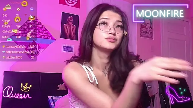 moonfiredancer online show from April 2, 2026, 1:13 am