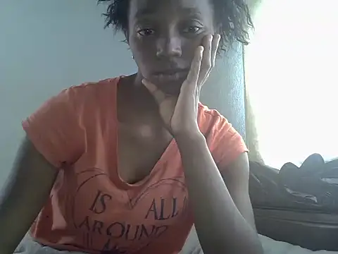 ElianeHot online show from September 17, 2025, 8:05 am