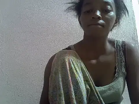 ElianeHot online show from March 19, 2025, 7:49 pm