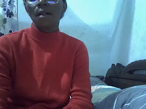 ElianeHot online show from May 28, 2026, 3:29 pm
