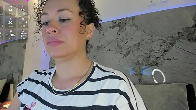 LIZ HOLMES online show from November 29, 2025, 10:04 am