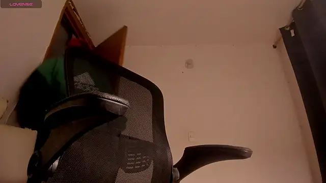 s sven03 online show from April 10, 2026, 1:12 am