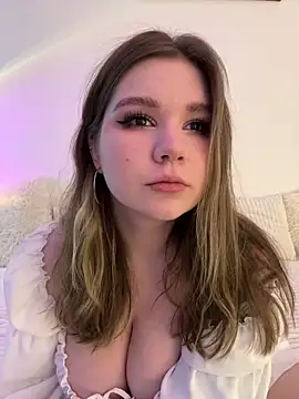 Snapshot of PumaShyXD chatting on October 4, 2025, 9:55 am PumaShyXD online show from October 4, 2025, 9:55 am