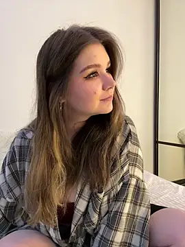 Snapshot of PumaShyXD chatting on February 26, 2026, 10:37 am PumaShyXD online show from February 26, 2026, 10:37 am