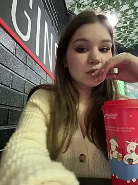 PumaShyXD online show from April 14, 2026, 11:04 am