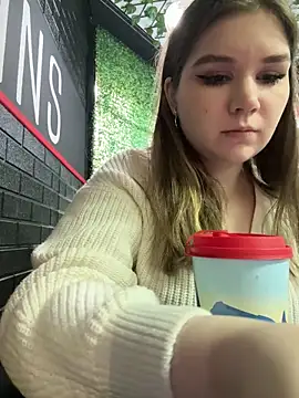 Snapshot of PumaShyXD chatting on October 21, 2025, 11:09 am PumaShyXD online show from October 21, 2025, 11:09 am