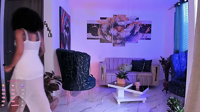 Snapshot of pretty_pettite chatting on December 8, 2024, 1:14 pm pretty pettite online show from December 8, 2024, 1:14 pm