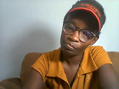 Snapshot of Sexy-BlackGold chatting on November 1, 2025, 7:35 am Sexy-BlackGold online show from November 1, 2025, 7:35 am