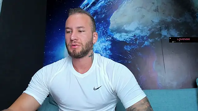 Snapshot of delessandro_world chatting on February 21, 2026, 10:01 pm delessandro world online show from February 21, 2026, 10:01 pm