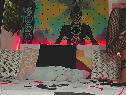 chanel 1041 online show from February 13, 2026, 9:04 pm