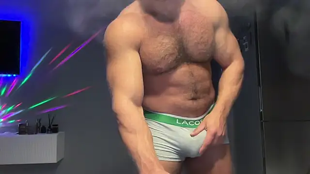 Snapshot of KarlosRichi chatting on March 18, 2025, 5:55 pm KarlosRichi online show from March 18, 2025, 5:55 pm