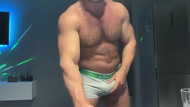 Snapshot of KarlosRichi chatting on March 11, 2025, 4:51 pm KarlosRichi online show from March 11, 2025, 4:51 pm