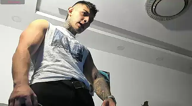 Snapshot of angeel_d035 chatting on December 20, 2024, 7:22 am angeel d035 online show from December 20, 2024, 7:22 am