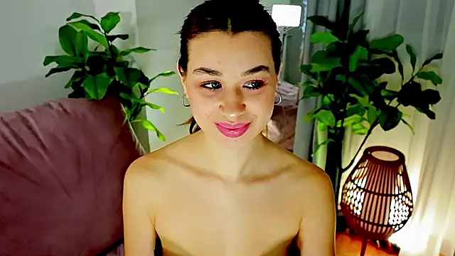 divetagrace online show from March 10, 2026, 3:54 am