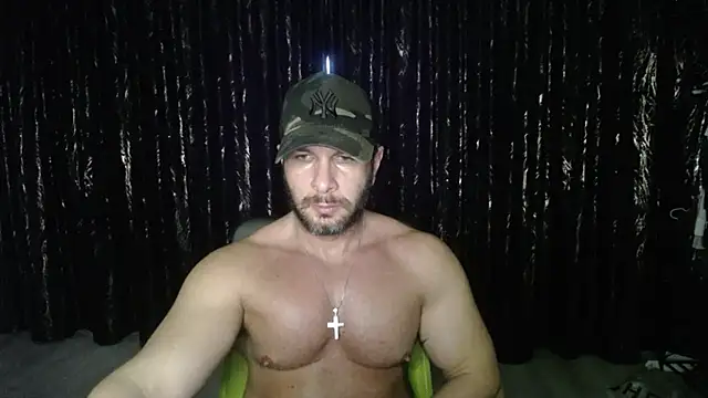 Snapshot of HotterLrgDom chatting on January 27, 2025, 8:07 am HotterLrgDom online show from January 27, 2025, 8:07 am