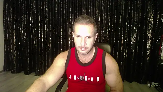 Snapshot of HotterLrgDom chatting on January 15, 2025, 2:06 am HotterLrgDom online show from January 15, 2025, 2:06 am