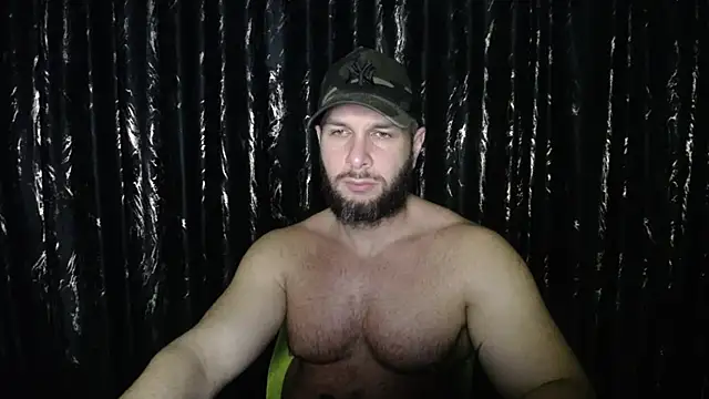 Snapshot of HotterLrgDom chatting on February 15, 2025, 10:10 pm HotterLrgDom online show from February 15, 2025, 10:10 pm