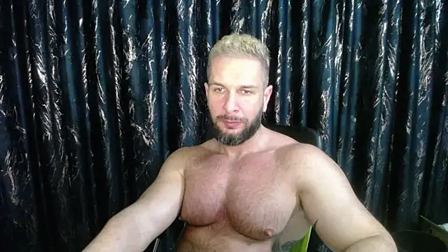 Snapshot of HotterLrgDom chatting on March 1, 2025, 2:48 am HotterLrgDom online show from March 1, 2025, 2:48 am