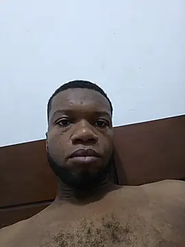 Snapshot of break9inch chatting on November 11, 2025, 2:12 pm break9inch online show from November 11, 2025, 2:12 pm