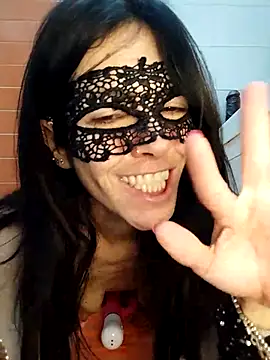 EmySkinny85 online show from March 3, 2025, 2:17 pm