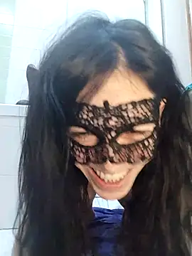 EmySkinny85 online show from February 21, 2025, 4:16 pm