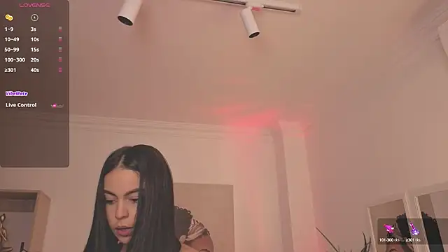 Snapshot of Aleejaa__ chatting on September 25, 2025, 11:49 am Aleejaa   online show from September 25, 2025, 11:49 am