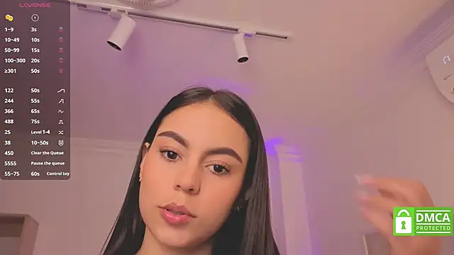 Snapshot of Aleejaa__ chatting on September 29, 2025, 11:49 am Aleejaa   online show from September 29, 2025, 11:49 am