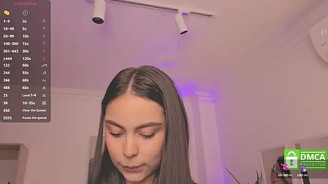 Snapshot of Aleejaa__ chatting on September 22, 2025, 11:38 am Aleejaa   online show from September 22, 2025, 11:38 am