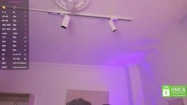 Snapshot of Aleejaa__ chatting on October 18, 2025, 11:45 am Aleejaa   online show from October 18, 2025, 11:45 am