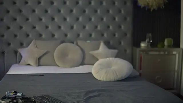 Snapshot of AmelyNoir chatting on September 28, 2025, 4:25 pm AmelyNoir online show from September 28, 2025, 4:25 pm