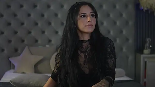 Snapshot of AmelyNoir chatting on October 16, 2025, 6:27 pm AmelyNoir online show from October 16, 2025, 6:27 pm