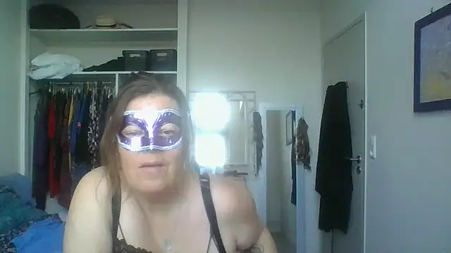 Snapshot of blueblush chatting on February 21, 2025, 7:56 am blueblush online show from February 21, 2025, 7:56 am