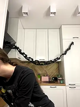 Snapshot of MartiniiSelenna chatting on October 27, 2025, 6:36 am MartiniiSelenna online show from October 27, 2025, 6:36 am